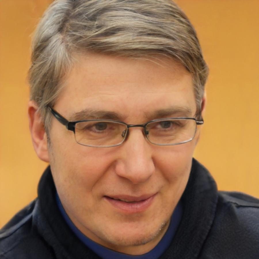 Carlos Mendoza, Director de Estrategia Financiera